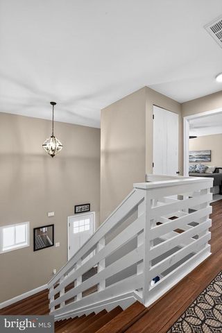 77 BALSAM LN, Bluemont, VA 20135