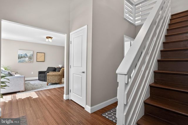 77 BALSAM LN, Bluemont, VA 20135