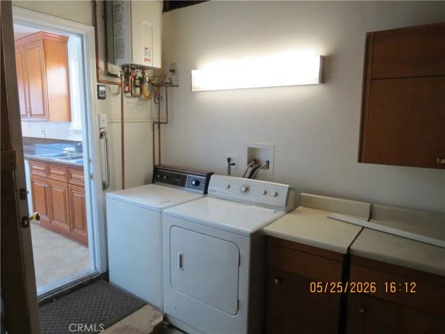 6145 N Fairvale Drive, Azusa, CA 91702