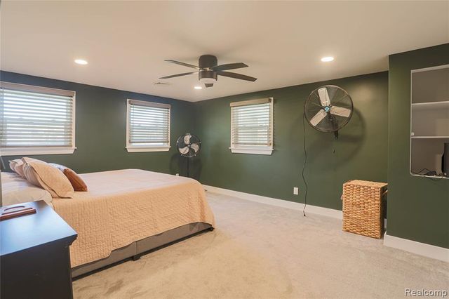 38598 Applewood Street, Clinton Township, MI 48036