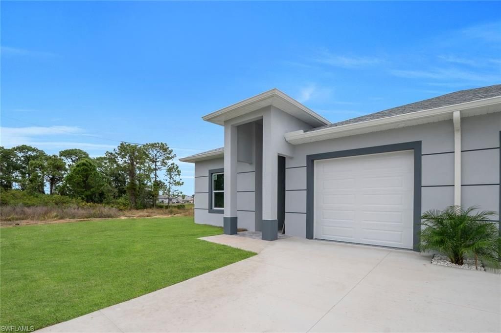 4648/4650 Leonard BLVD S, LEHIGH ACRES, FL 33973 — photo 3