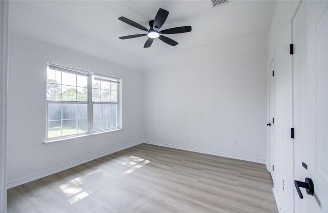 1909 Melbourne Street, Houston, TX 77026