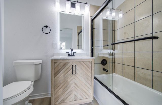 1909 Melbourne Street, Houston, TX 77026