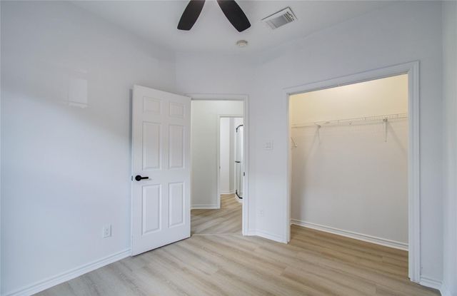 1909 Melbourne Street, Houston, TX 77026