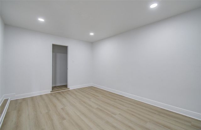 1909 Melbourne Street, Houston, TX 77026