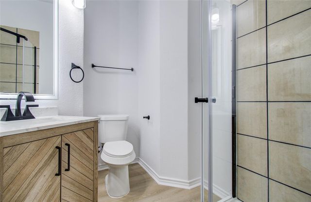 1909 Melbourne Street, Houston, TX 77026