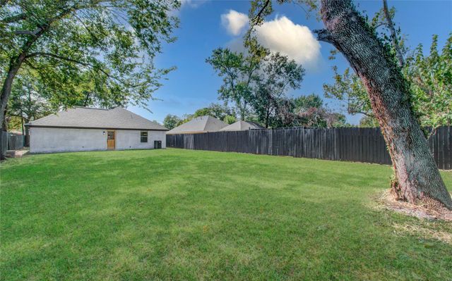 1909 Melbourne Street, Houston, TX 77026