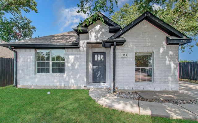 1909 Melbourne Street, Houston, TX 77026