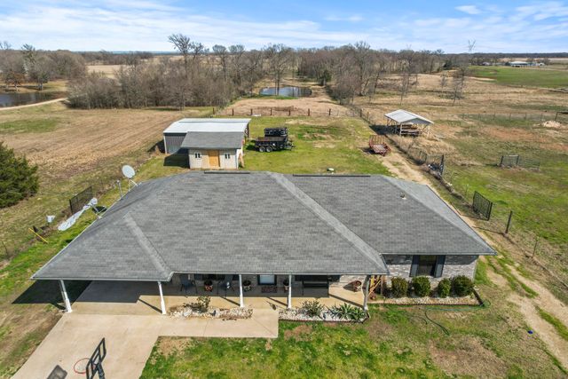 1960 County Road 1030, Mount Vernon, TX 75457