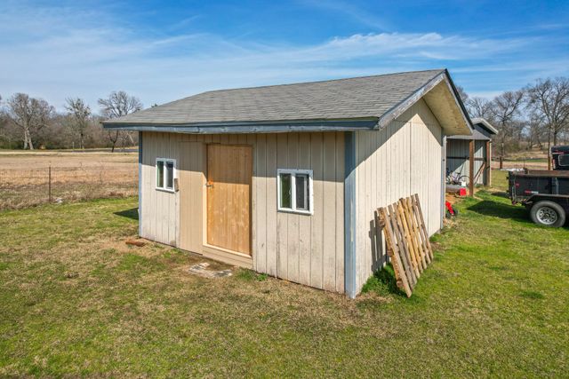 1960 County Road 1030, Mount Vernon, TX 75457