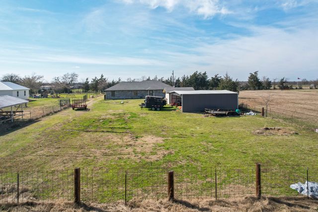 1960 County Road 1030, Mount Vernon, TX 75457