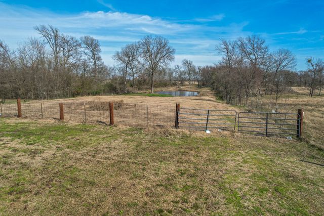 1960 County Road 1030, Mount Vernon, TX 75457