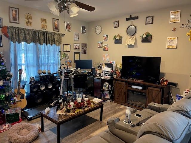 1960 County Road 1030, Mount Vernon, TX 75457