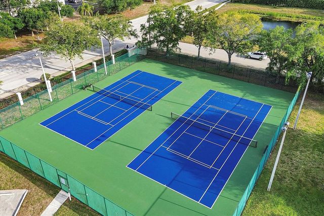 4802 51ST STREET W 924, Bradenton, FL 34210