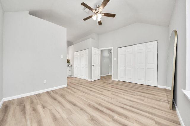 4450 Hidden Trace Court, Houston, TX 77066