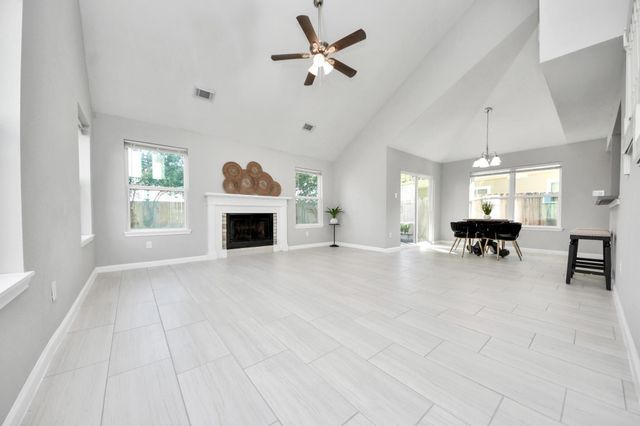 4450 Hidden Trace Court, Houston, TX 77066