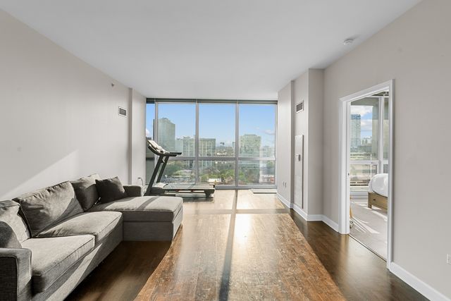 1901 S Calumet Avenue 1312, Chicago, IL 60616