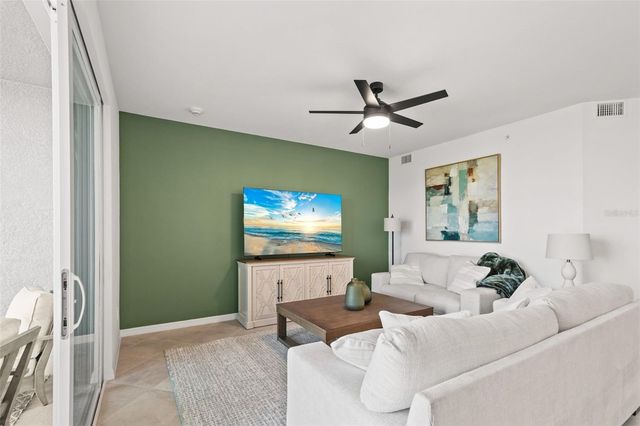 19015 SCALLOP LOOP 106, Lakewood Ranch, FL 34211