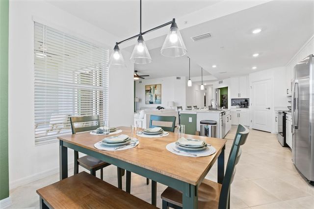 19015 SCALLOP LOOP 106, Lakewood Ranch, FL 34211