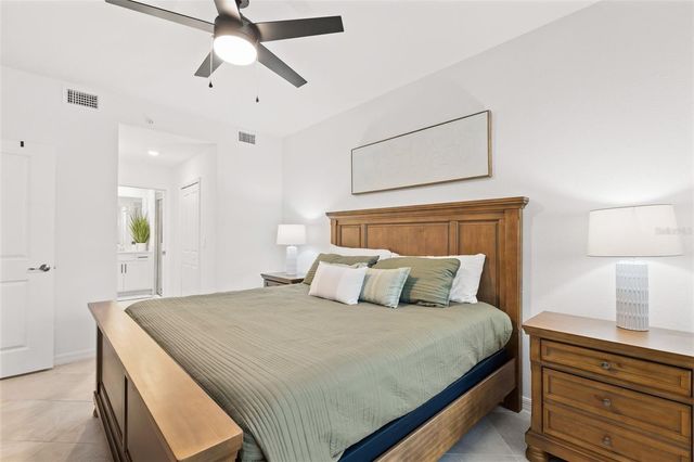 19015 SCALLOP LOOP 106, Lakewood Ranch, FL 34211