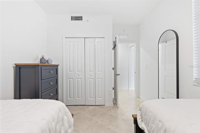 19015 SCALLOP LOOP 106, Lakewood Ranch, FL 34211