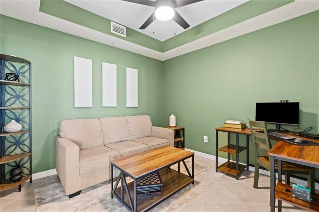 19015 SCALLOP LOOP 106, Lakewood Ranch, FL 34211