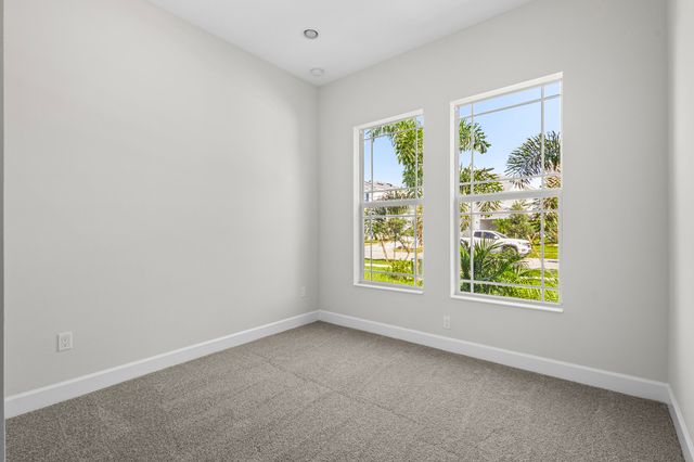 14200 Lacebark Lane, Westlake, FL 33470