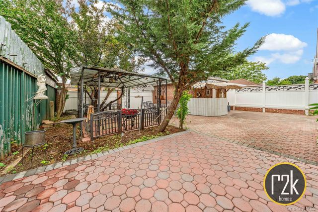 25-56 90th Street, East Elmhurst, NY 11369