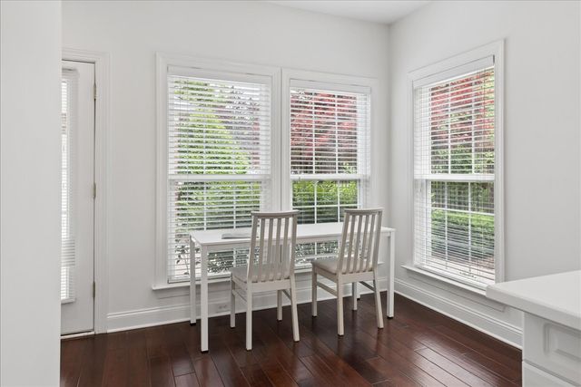 640 Springlake Dr, Franklin, TN 37064