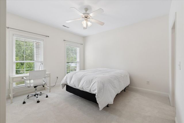 640 Springlake Dr, Franklin, TN 37064