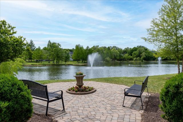 640 Springlake Dr, Franklin, TN 37064