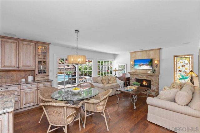 2814 Sombrosa, Carlsbad, CA 92009