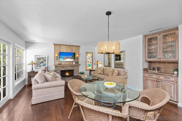 2814 Sombrosa, Carlsbad, CA 92009