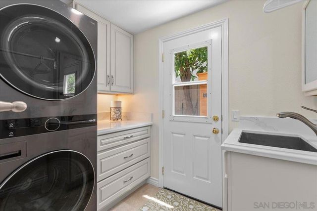 2814 Sombrosa, Carlsbad, CA 92009