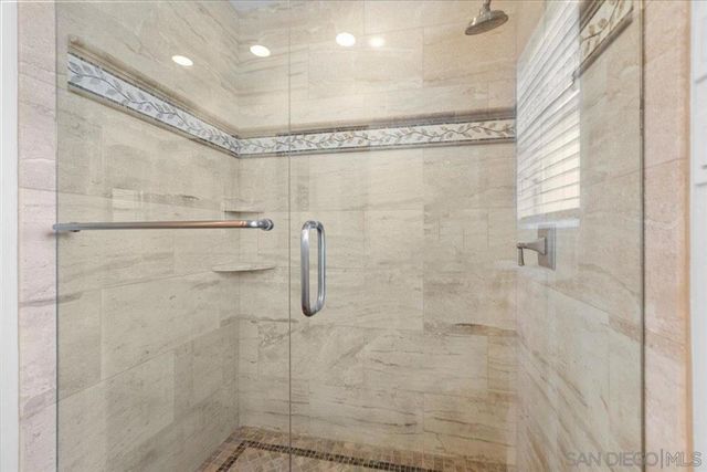2814 Sombrosa, Carlsbad, CA 92009