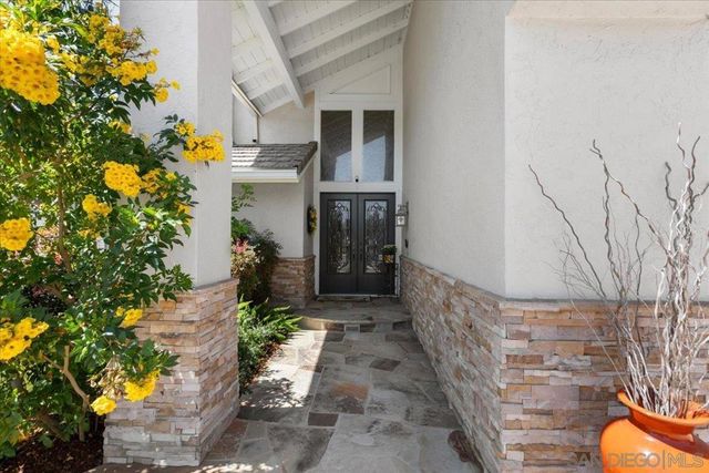 2814 Sombrosa, Carlsbad, CA 92009