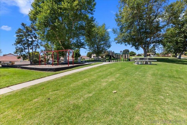 2814 Sombrosa, Carlsbad, CA 92009