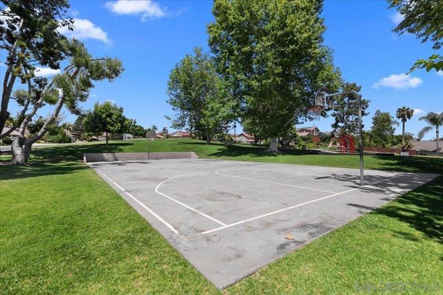 2814 Sombrosa, Carlsbad, CA 92009