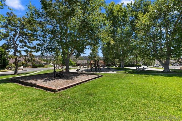 2814 Sombrosa, Carlsbad, CA 92009