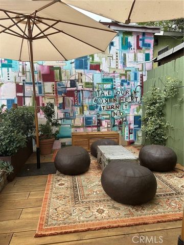 3925 Fountain Avenue, Los Angeles, CA 90029