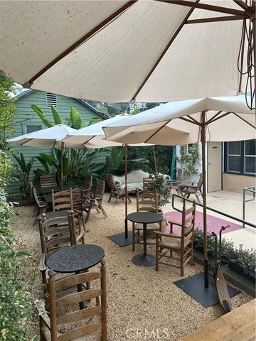 3925 Fountain Avenue, Los Angeles, CA 90029