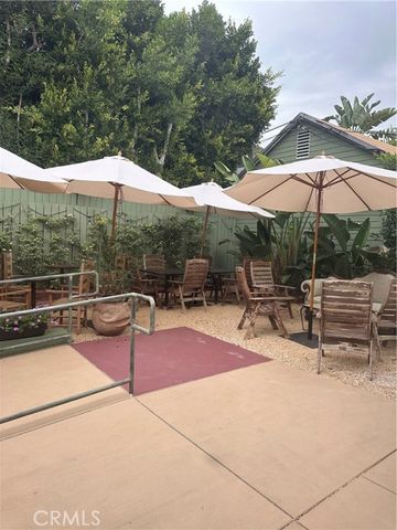 3925 Fountain Avenue, Los Angeles, CA 90029