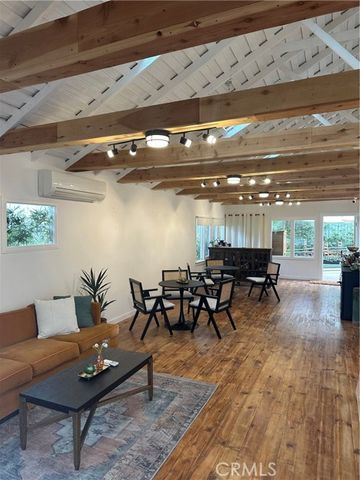 3925 Fountain Avenue, Los Angeles, CA 90029