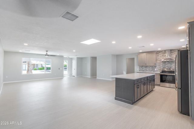 18003 N 129TH Avenue, Sun City West, AZ 85375
