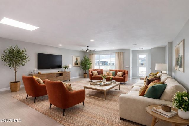 18003 N 129TH Avenue, Sun City West, AZ 85375