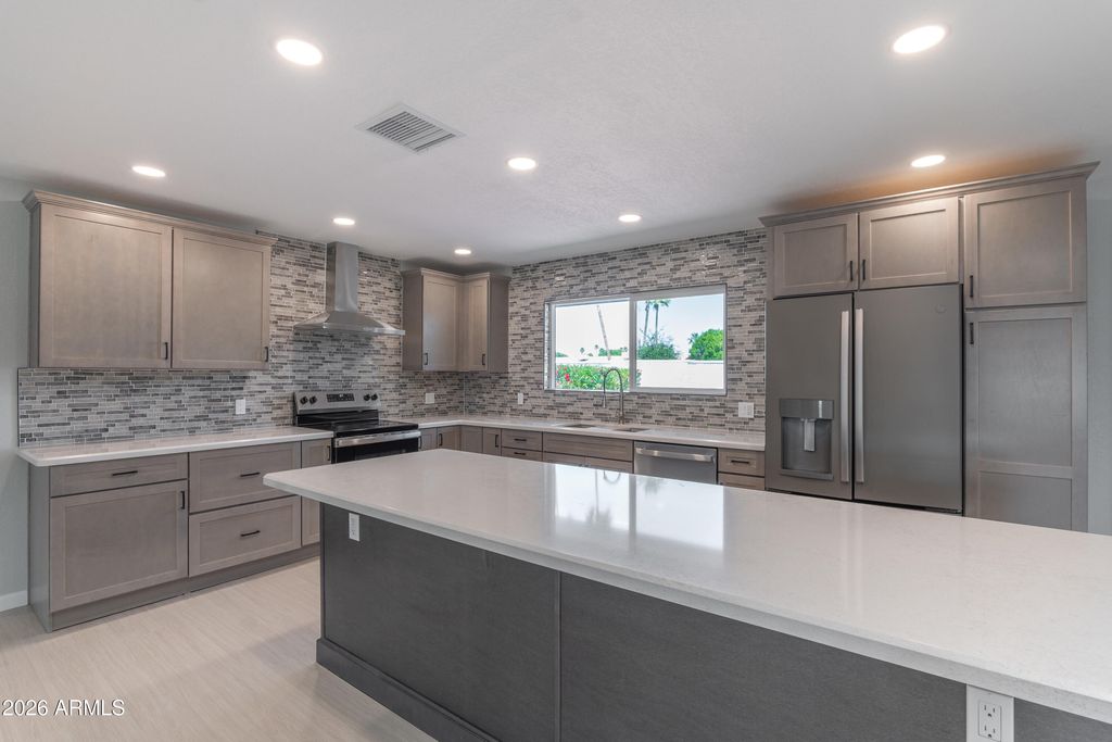 Image 12 of property listing at 18003 N 129TH Avenue, Sun City West, AZ 85375
