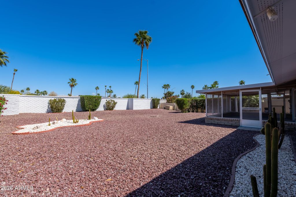 Image 33 of property listing at 18003 N 129TH Avenue, Sun City West, AZ 85375