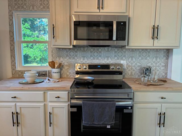 1108 Lafayette Avenue, Middletown, OH 45044