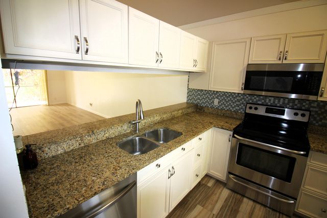 416 Buttonwood Place, Boca Raton, FL 33431