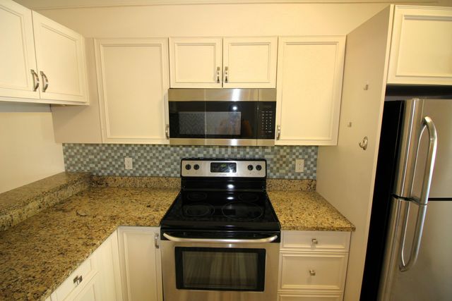 416 Buttonwood Place, Boca Raton, FL 33431